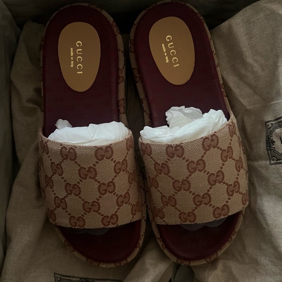 GUCCI PLATFORM SANDALS AUTHENTIC. - Picture 2 of 10